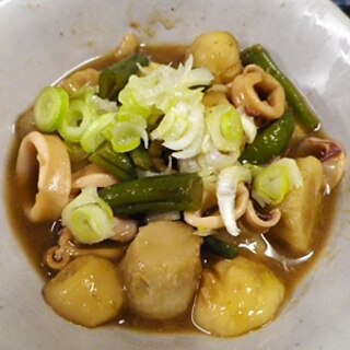 イカ里芋インゲンの麺つゆ煮